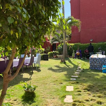 Hotel Niwa Gorée Екстериор снимка