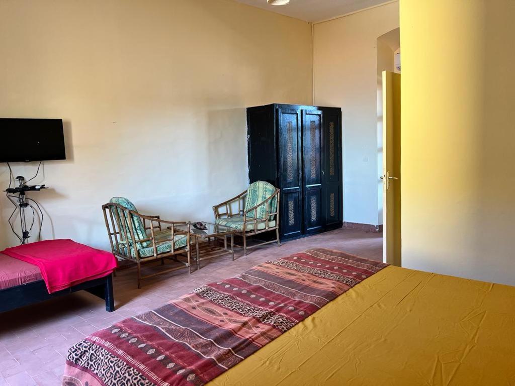 Hotel Niwa Gorée Екстериор снимка
