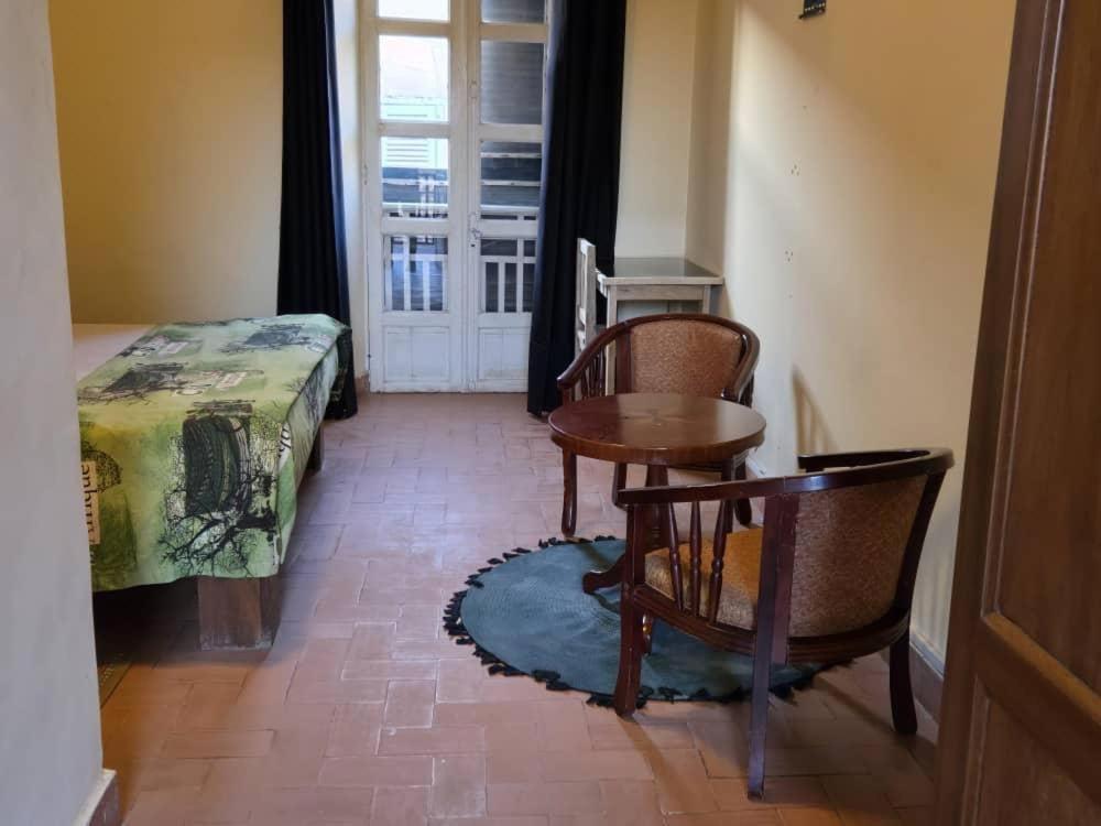 Hotel Niwa Gorée Екстериор снимка